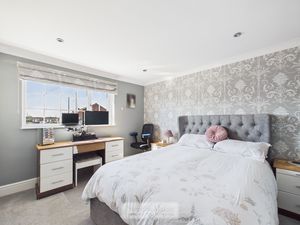 Photo 9- click for photo gallery